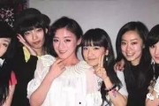 娱乐圈的吃瓜闺蜜组cp,瓜田里的甜蜜故事